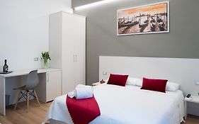 Venice Rooms